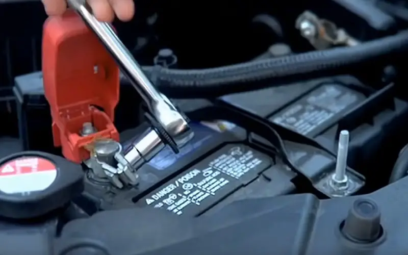 How to Disconnect a Car Battery Charger