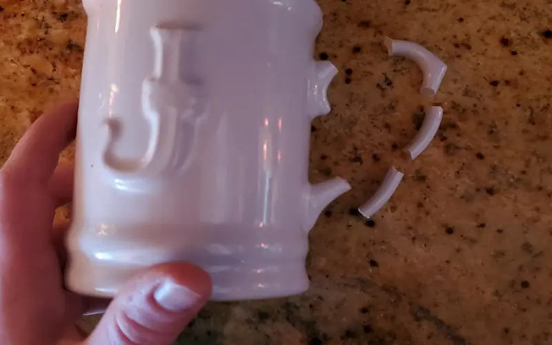 Does Super Glue Work on Ceramic