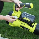 How to Adjust Handle on Ryobi Leaf Blower