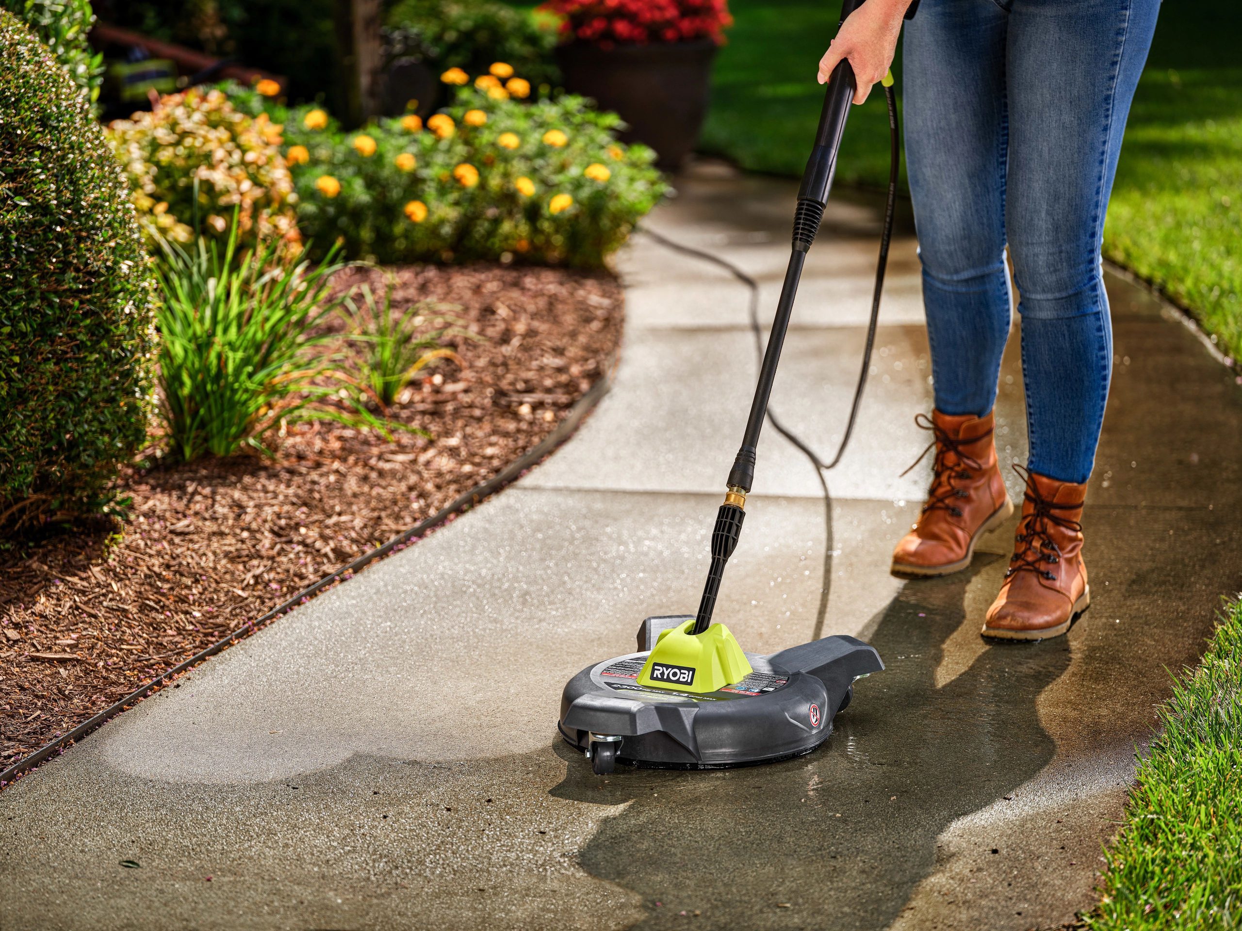 How to Clean Ryobi Electric Lawn Mower