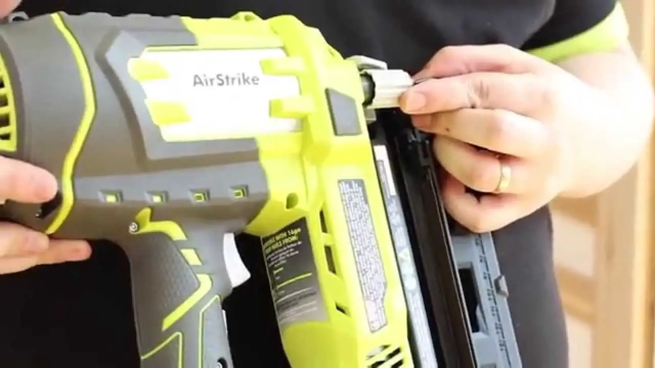 How to Load Nails in Ryobi Airstrike 18 Gauge